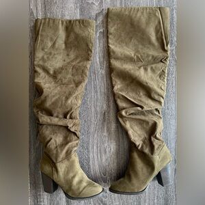 🆕 Olive🍸Green Slouchy Wide-Leg Knee High Heeled Boots 👢 | Size 8